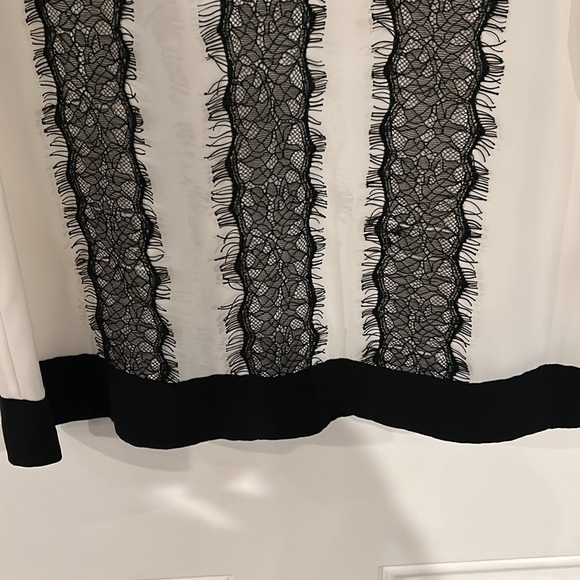 Black and white blouse - Picture 3 of 6